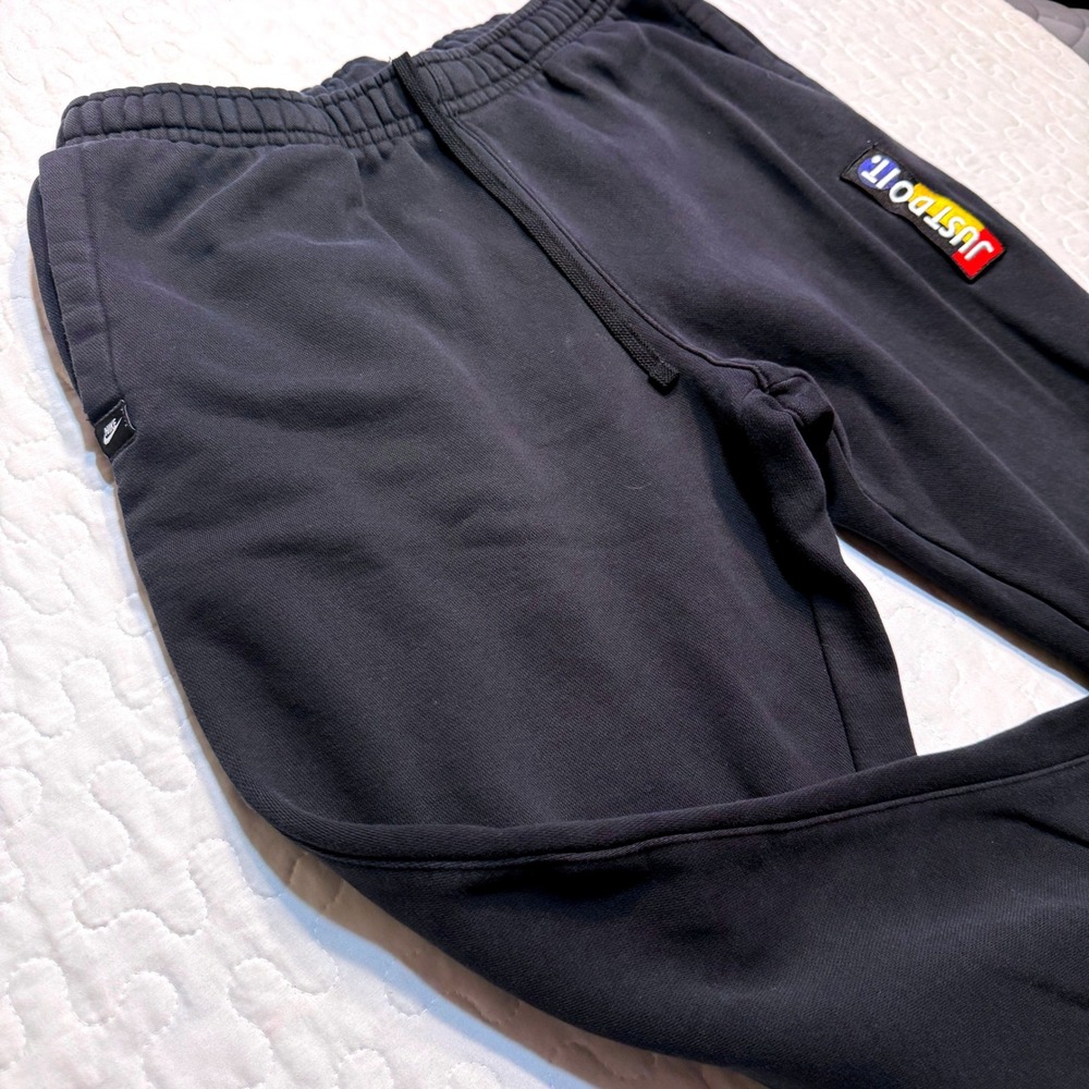 Nike Kids Large Joggers Black Just Do It Patch Fleece Sweatpants